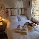 Tatil Evi αρχοντικο αρτεμισ-villa Artemis Since 1871 Agios Georgios Nilias